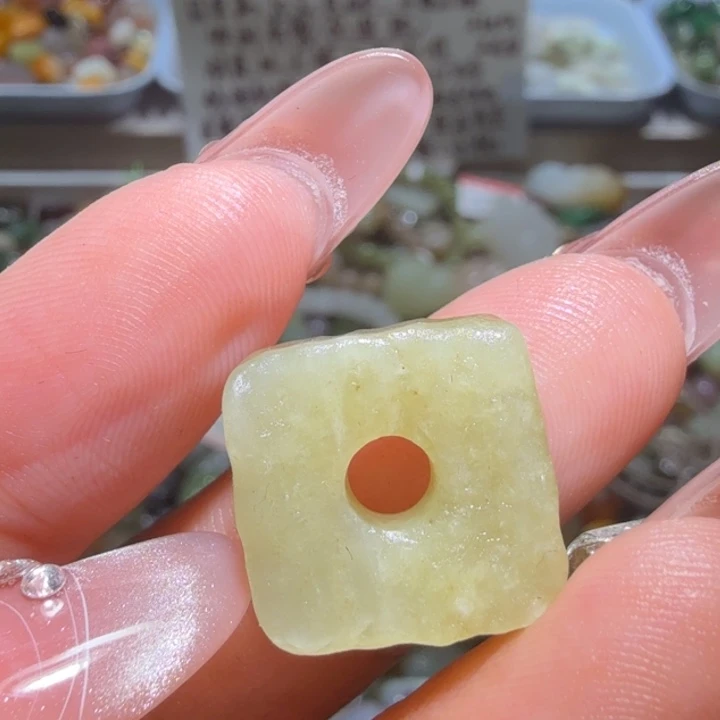 和田玉未镶嵌珠宝半成品