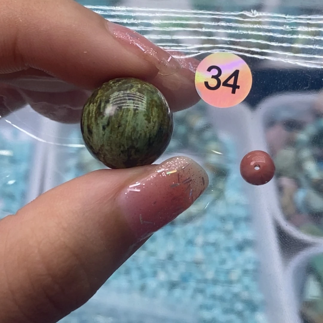 南红玛瑙未镶嵌珠宝奇石