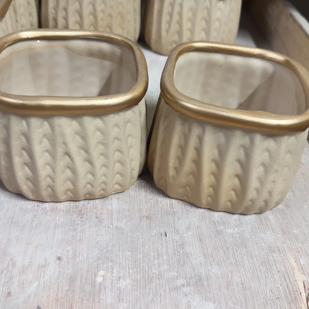 ··2个福利局·凑9元订单合并发··微瑕脱釉