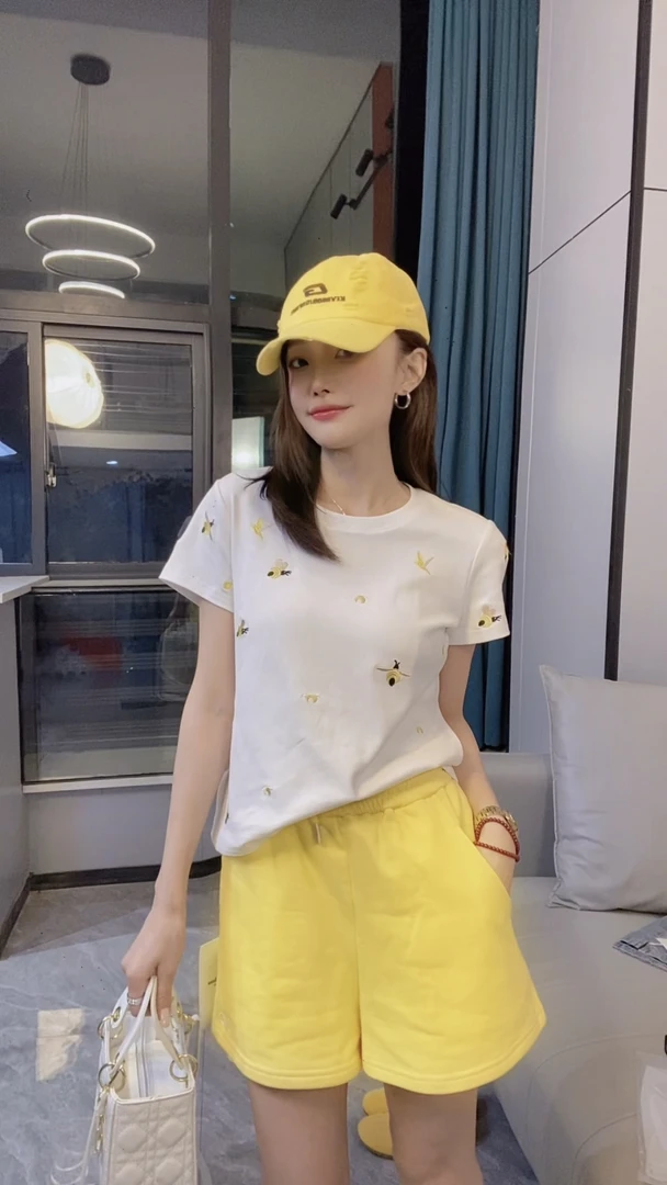 Nana设计（小蜜蜂）短袖休闲风刺绣圆领常规棉T恤宽松舒适