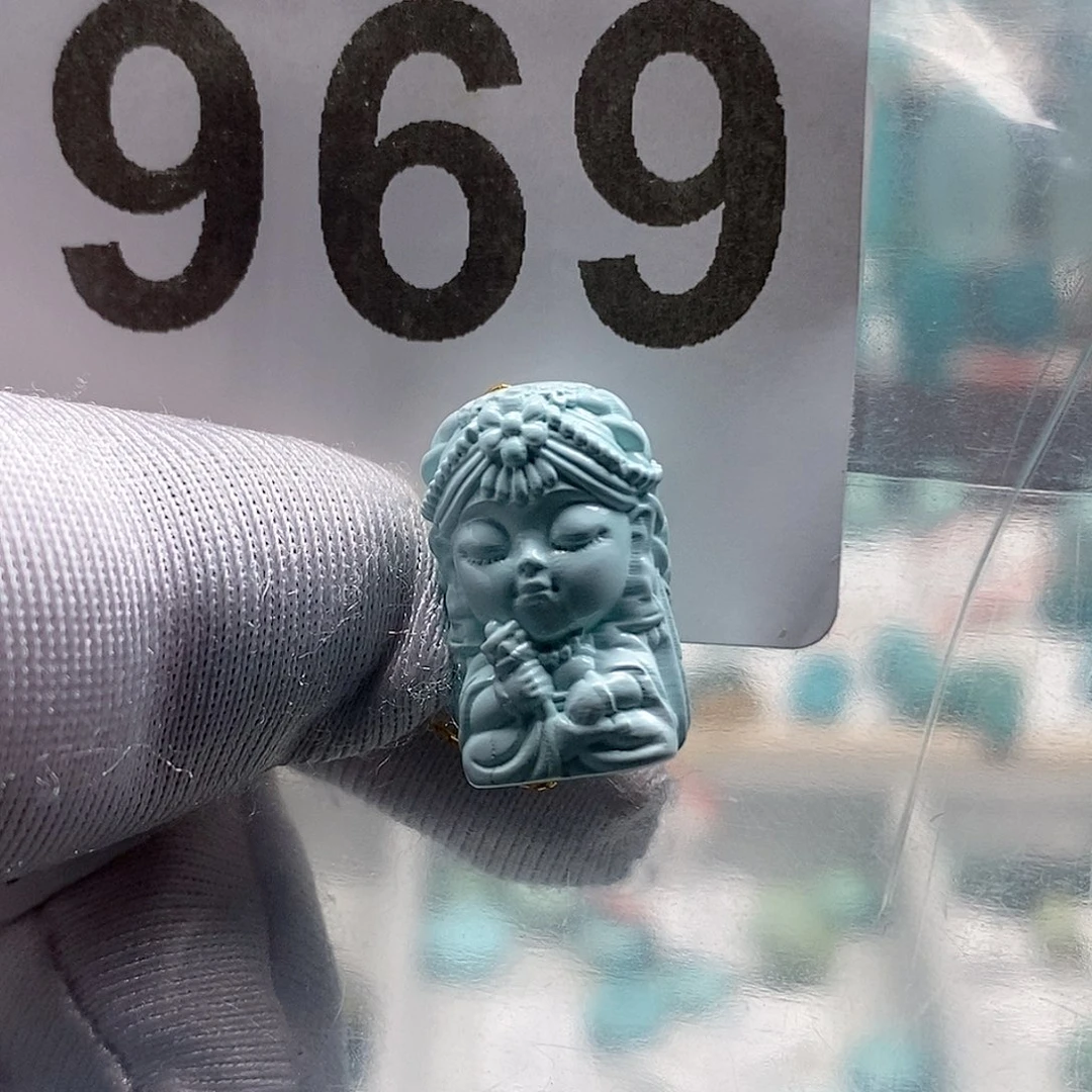 绿松石未镶嵌珠宝奇石