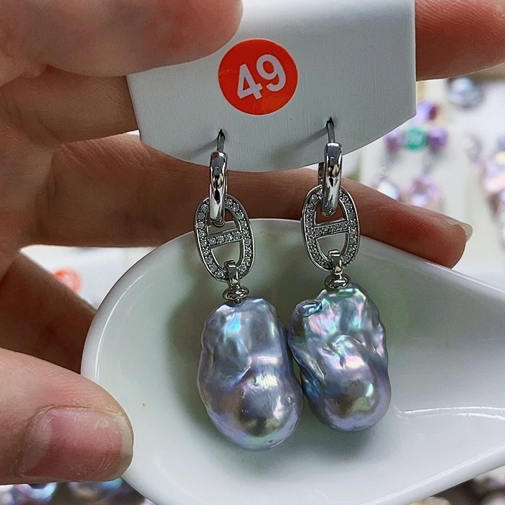 银S925镶嵌耳饰淡水珍珠