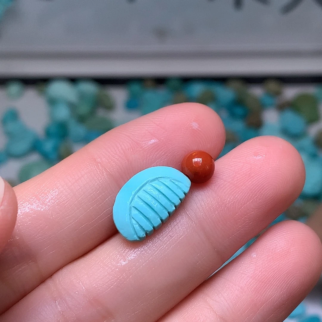 南红玛瑙未镶嵌珠宝奇石