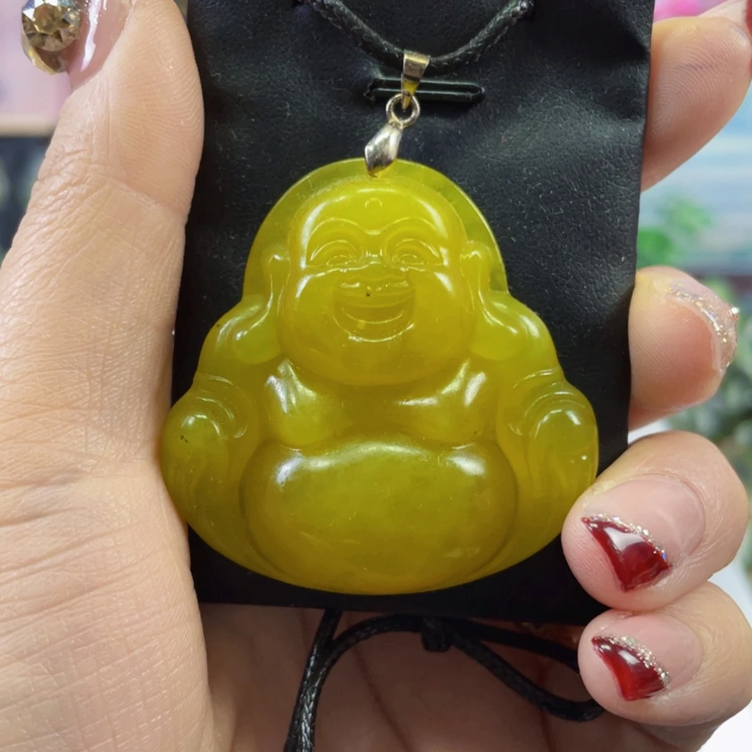 蛇纹石玉颈饰未镶嵌佛公