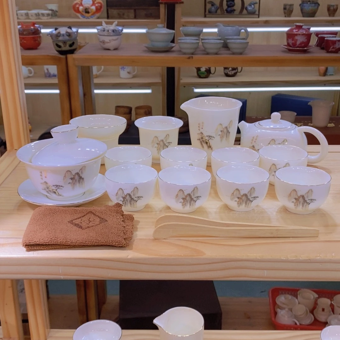 不止中国白羊脂玉瓷