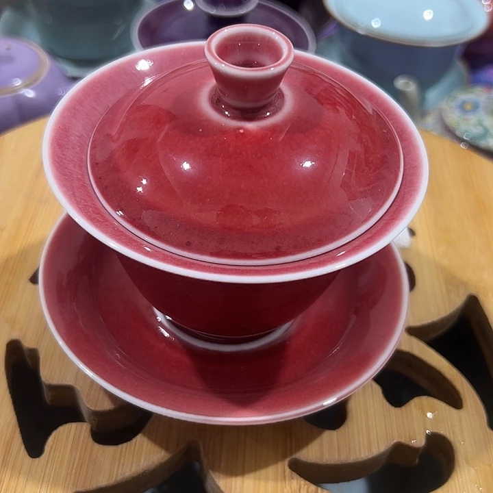 微瑕介意勿拍，谢谢支持！盖碗