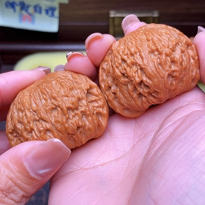 大***泥文玩核桃吊坠泥鳅背46