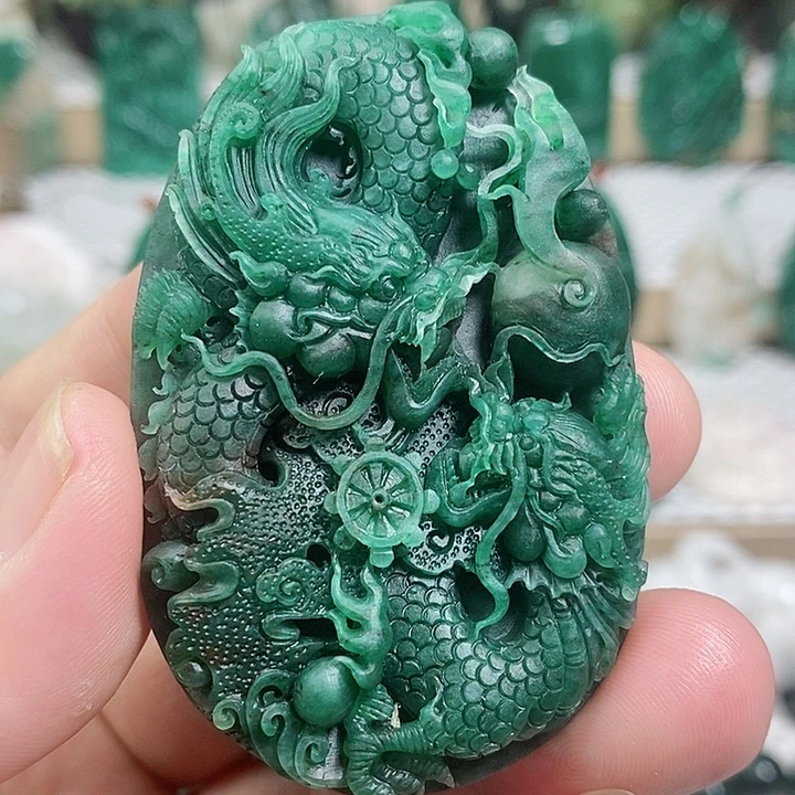 未镶嵌独山玉颈饰
