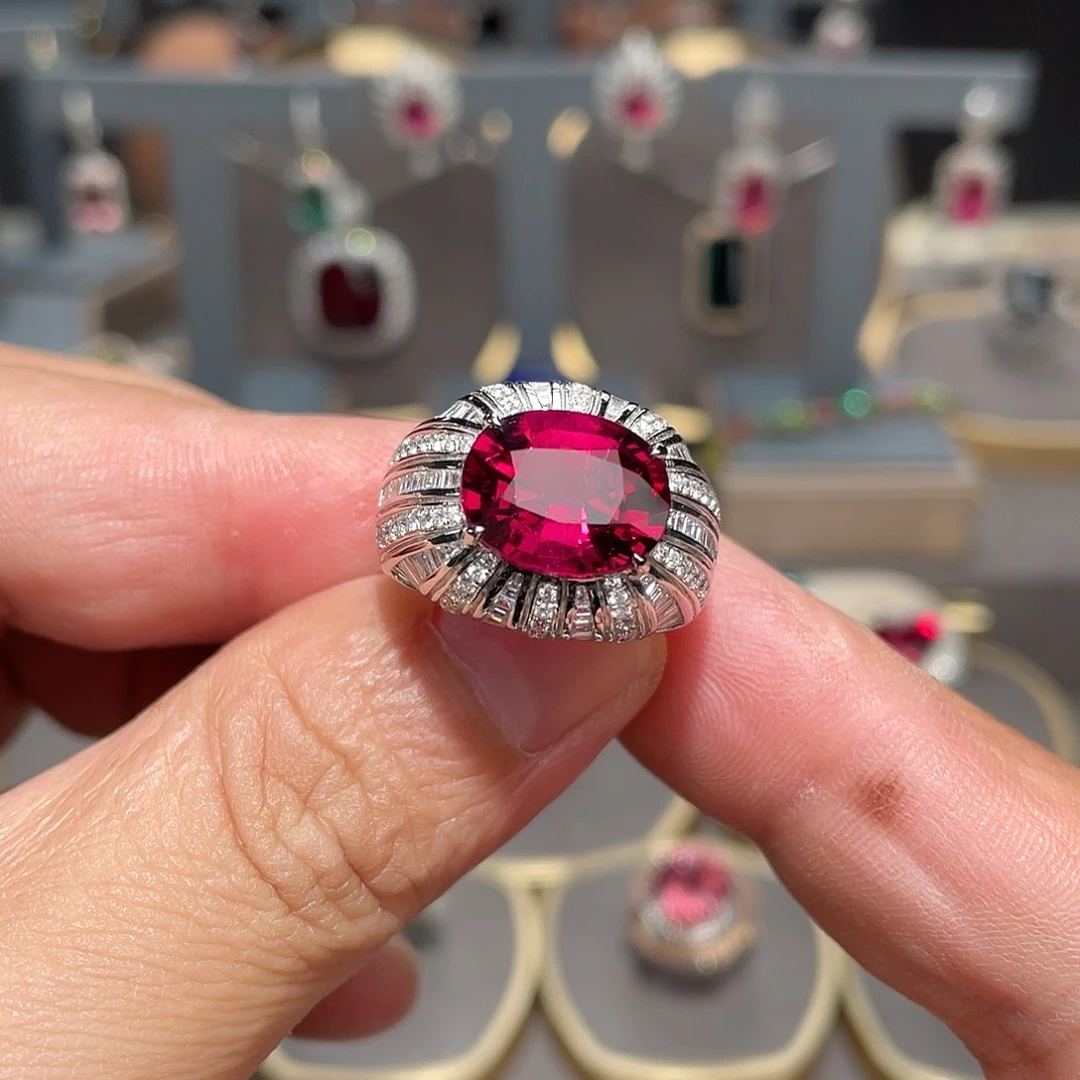 18K金镶嵌戒指碧玺5.35ct