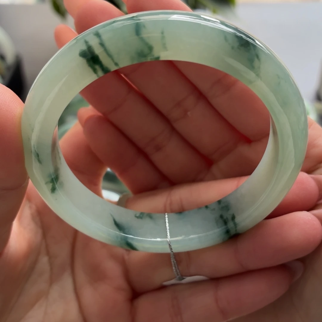 翡翠未镶嵌手镯天然