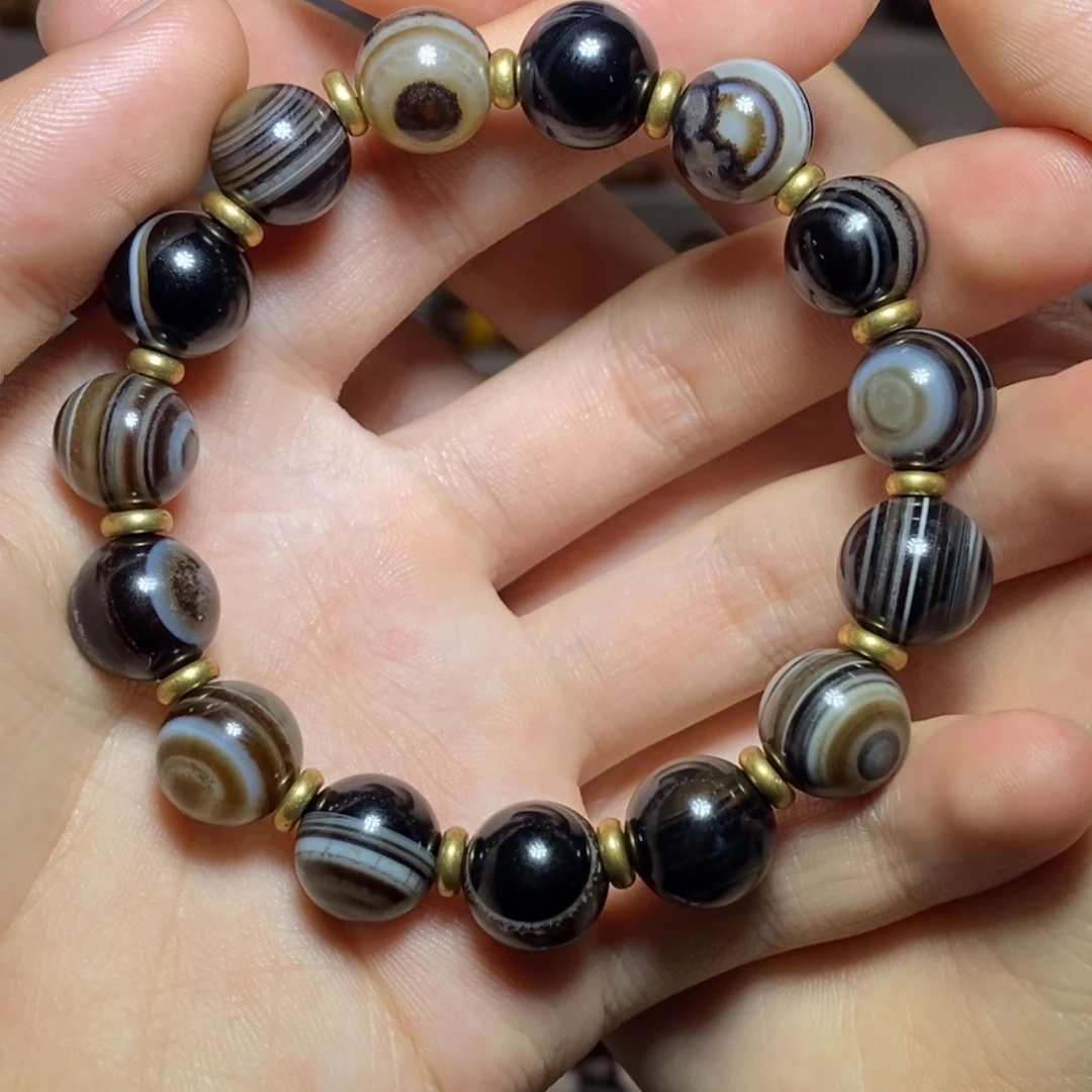 向***前玛瑙/玉髓未镶嵌单颗