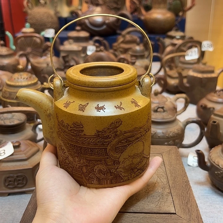 紫砂壶等艺术精品