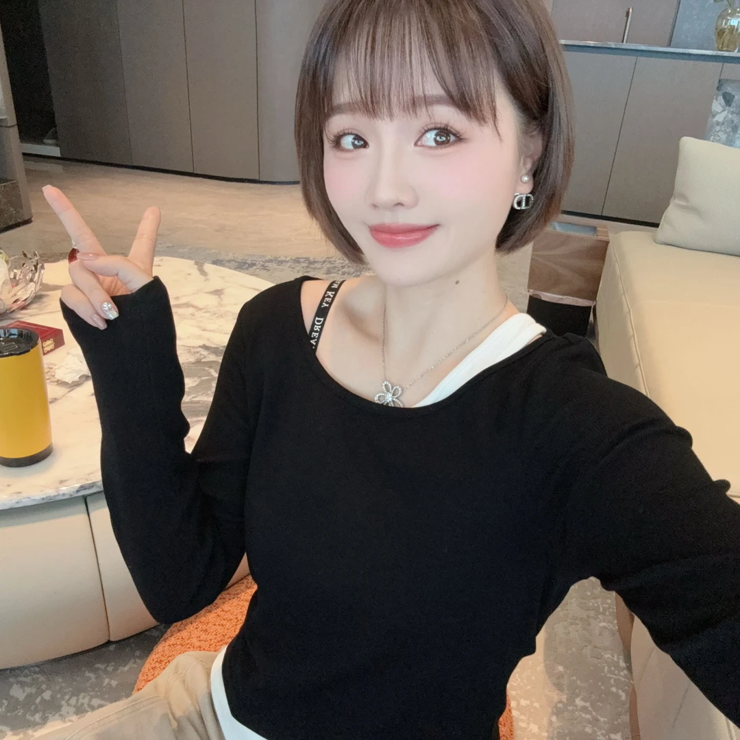 静静哈尼 【拼色假两件长袖T恤】新款显瘦假两件长袖T恤T82576