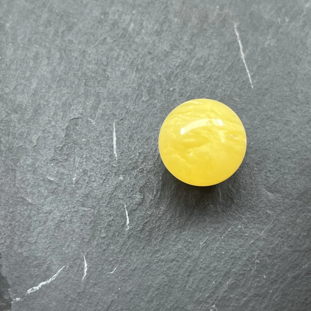 B294天然蜜蜡琥珀鸡油黄千层圆珠