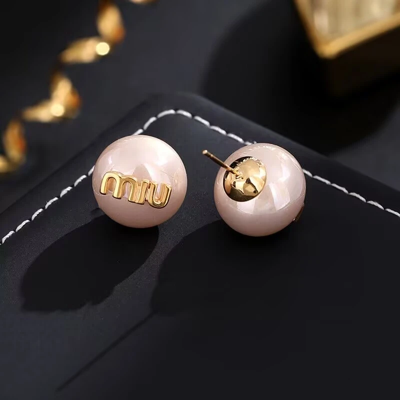 铜合金耳饰 《货号6955》字母珠珠耳钉