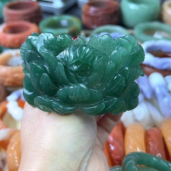 石英质玉手镯未镶嵌侯****坊