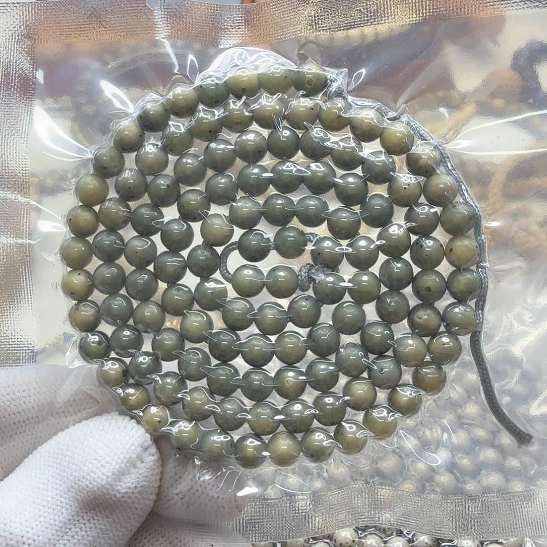星月菩提手串卛*呼27梵天头条帝王绿通体龙蛋6左右108