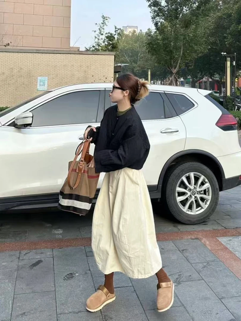 简约圆领长袖外套
