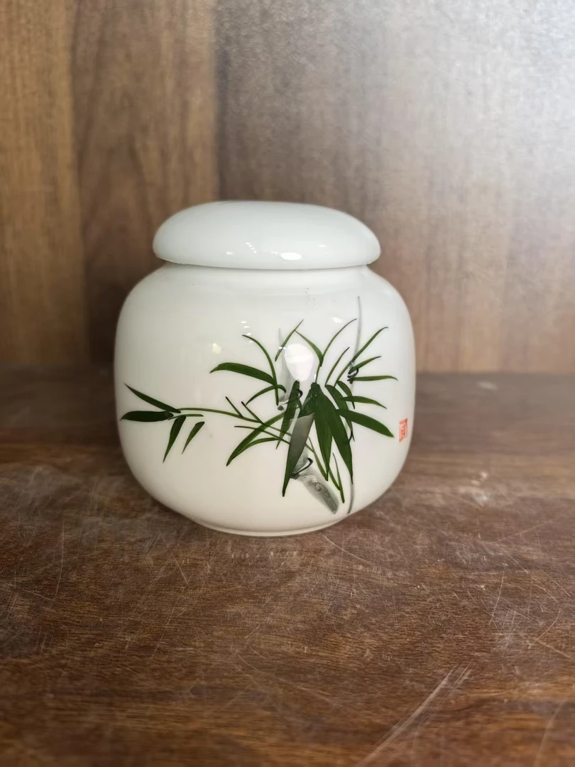 A669景德镇制陶瓷茶叶罐·