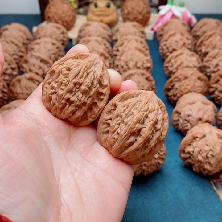 文玩核桃把件麦虎37