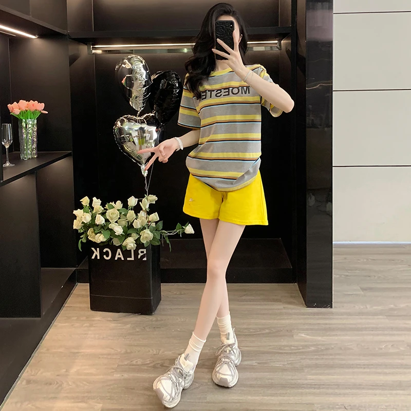 时尚潮流休闲时尚运动套装女夏新款短袖条纹上衣小个子短裤两件套