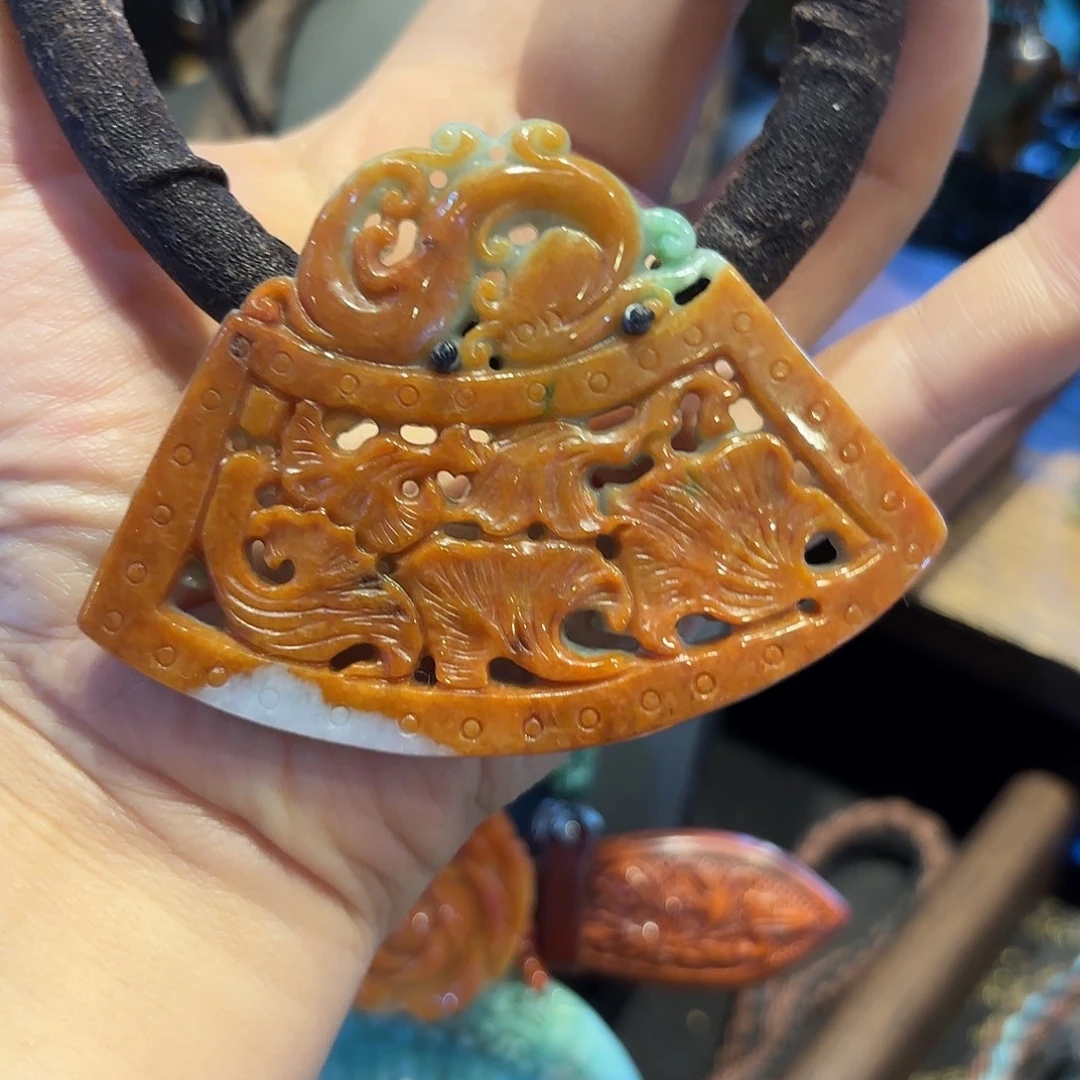 翡翠未镶嵌颈饰原创