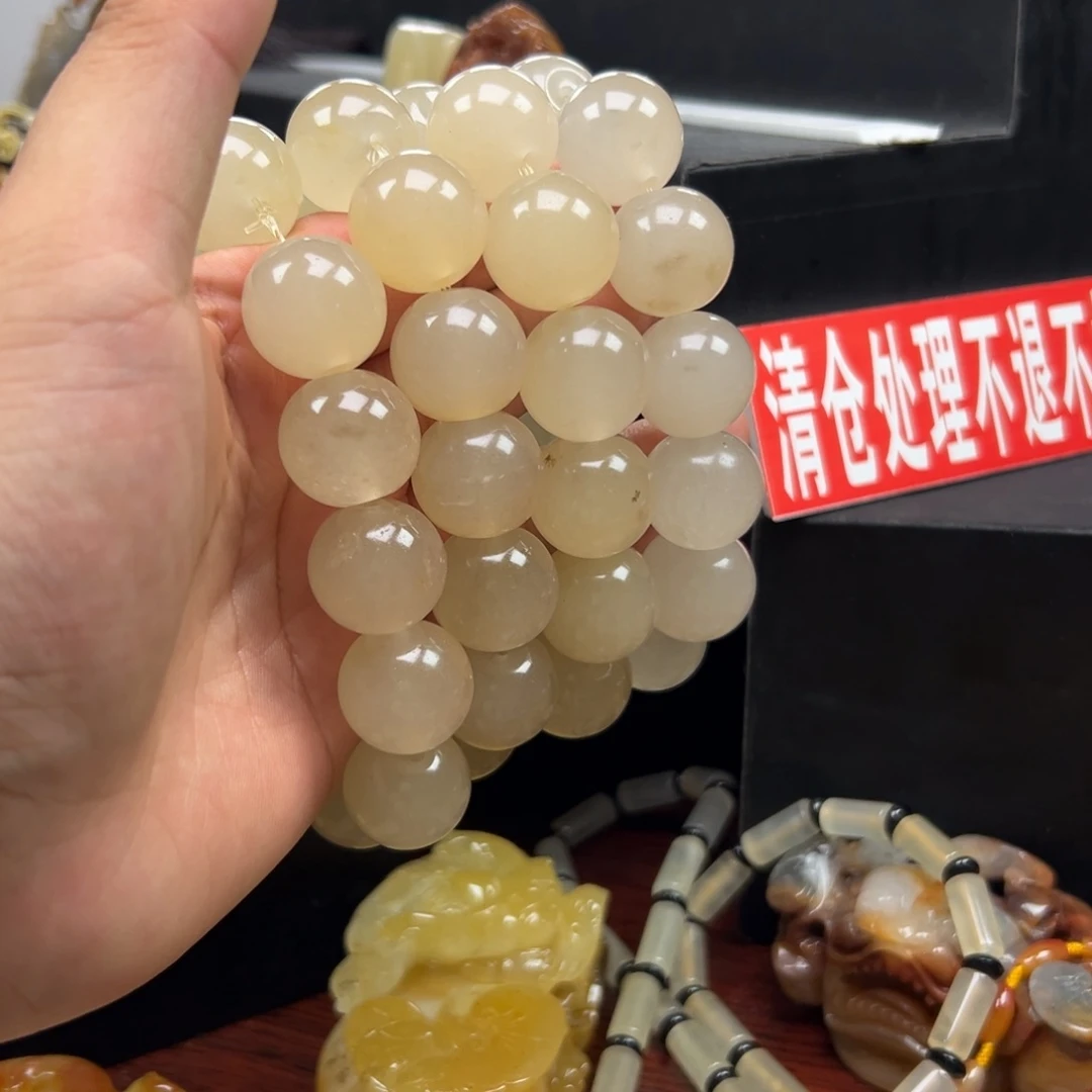 未镶嵌石英质玉（黄龙玉）黄龙玉