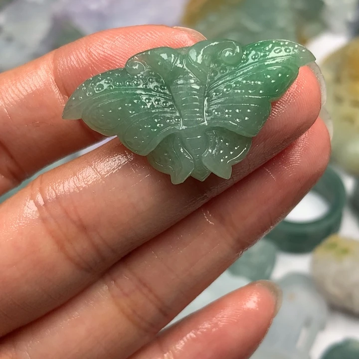 定制翡翠未镶嵌翡翠