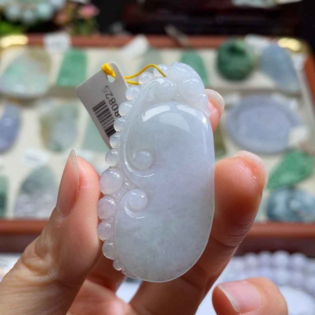 翡翠未镶嵌颈饰翡翠3