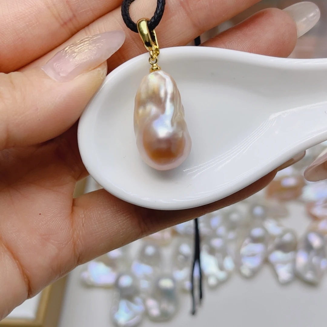 未镶嵌颈饰淡水珍珠