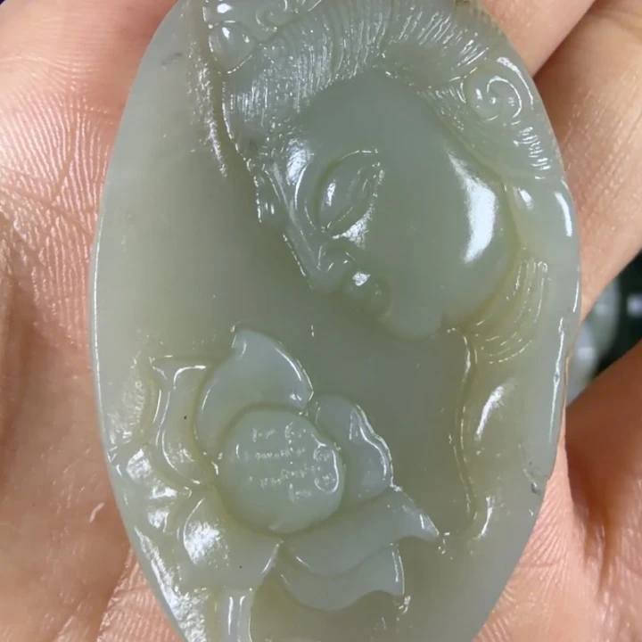 和田玉（糖玉）未镶嵌颈饰