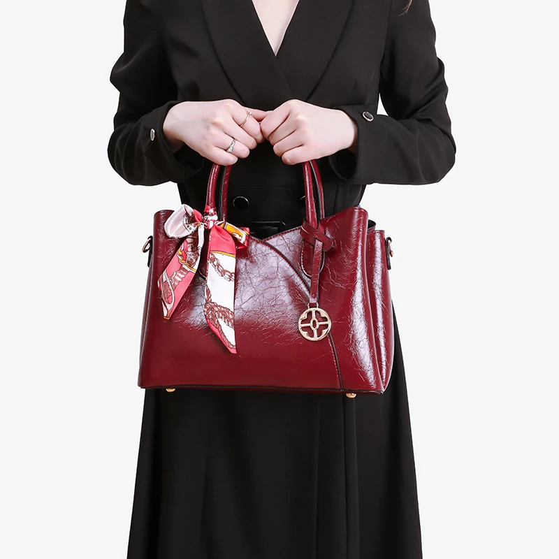 中年女士包包大气红色妈妈结婚包中式婚礼婆婆婚宴包油蜡皮手提包