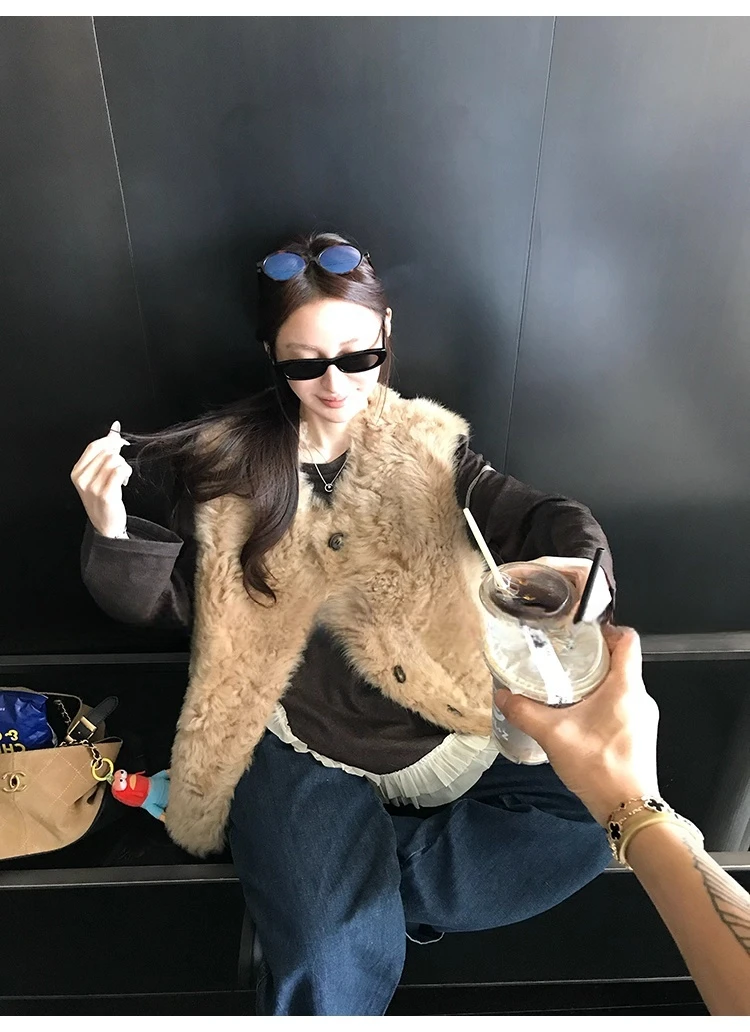 秋冬新款皮毛一体毛毛马甲女网红百搭毛毛背心坎肩毛茸茸外套