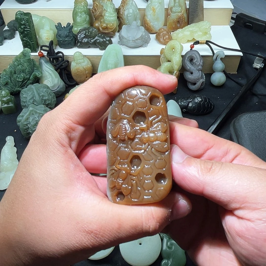 和田玉颈饰未镶嵌