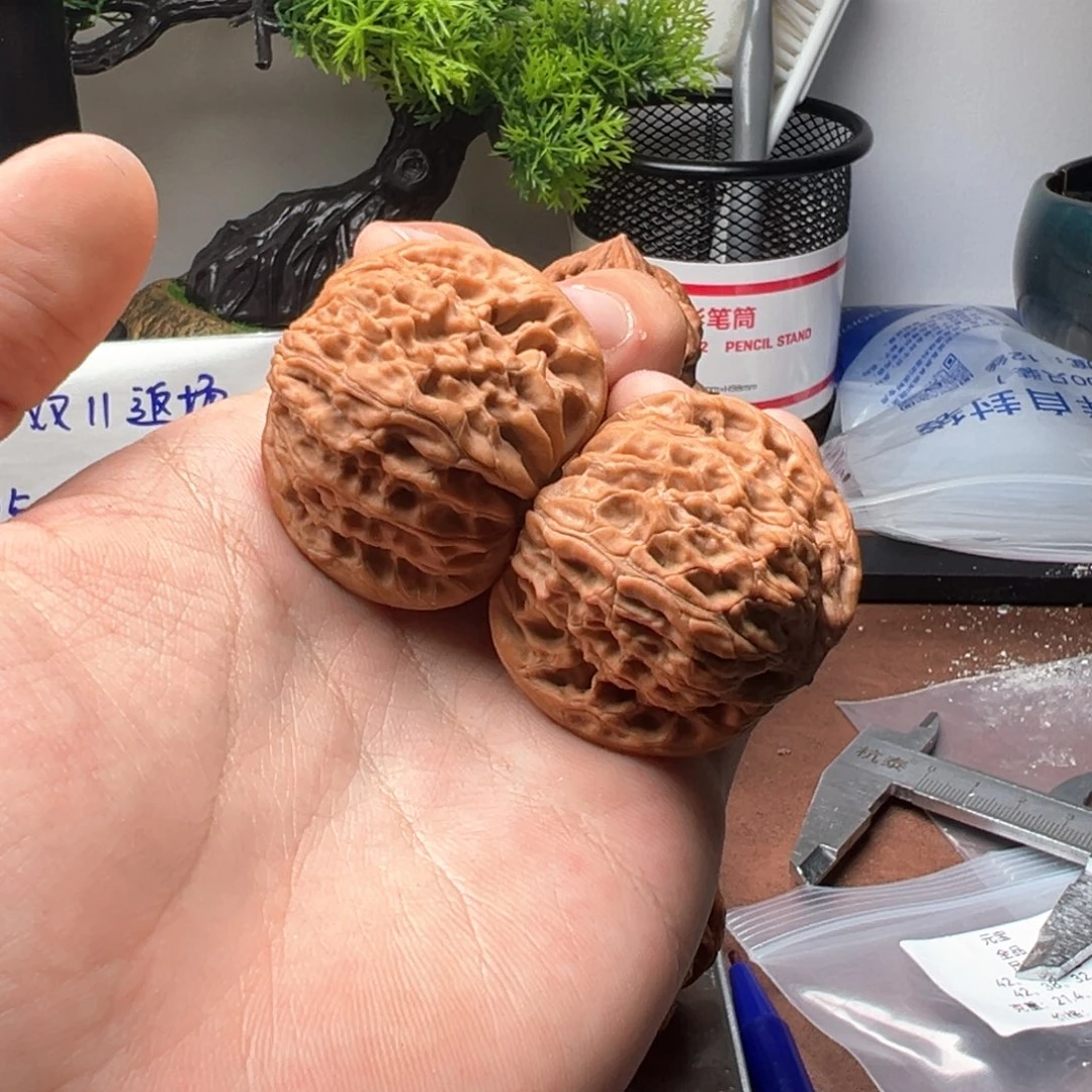 渝***，吊坠文玩核桃43磨盘6