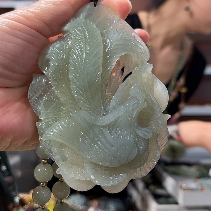 岫玉未镶嵌毛衣链