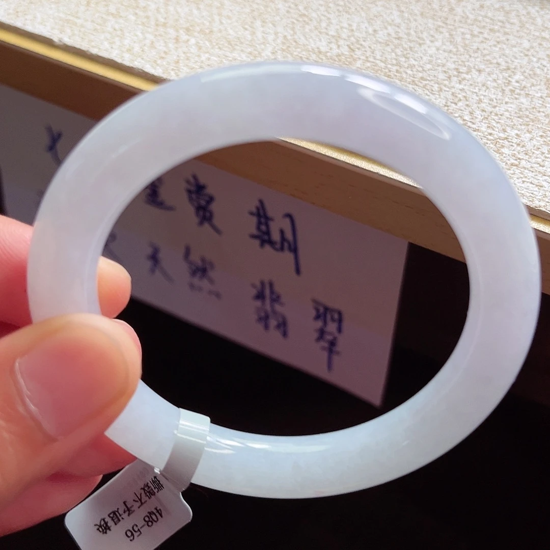 翡翠手镯未镶嵌手镯