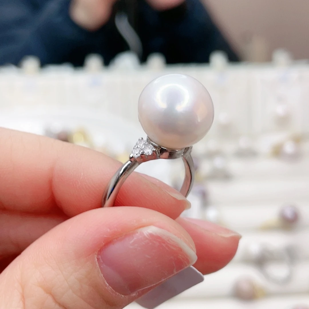 淡水珍珠吊坠(赠链)未镶嵌香**主