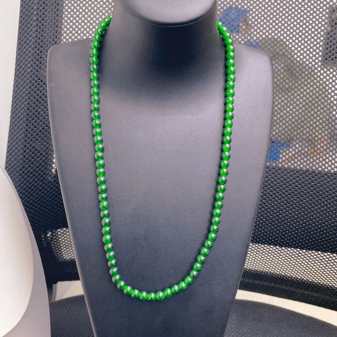 翡翠未镶嵌颈饰卡7