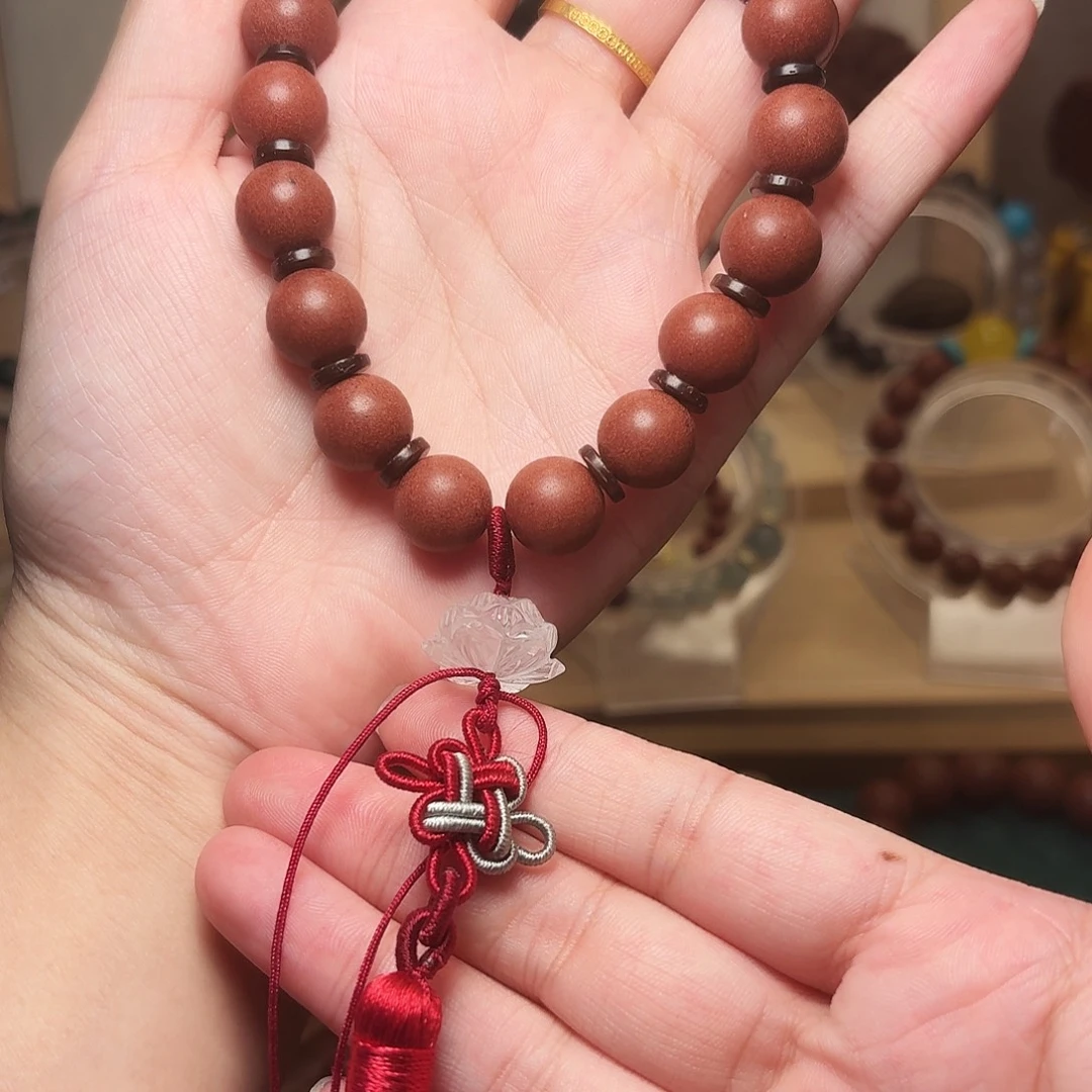 珠串花蕊夫人手持