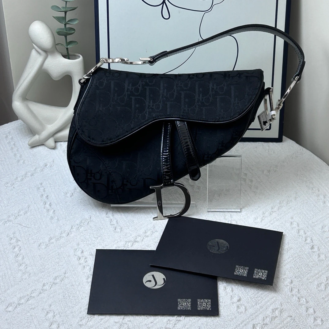 95新 DIOR/迪奥  中古马鞍包黑/JW7770