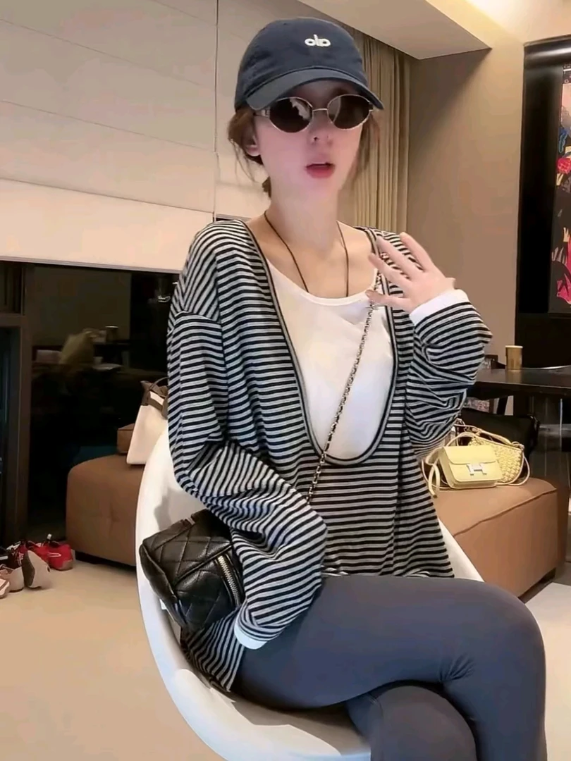 设计感气质假两件打底衫上衣女2025夏季新款撞色条纹拼接长款t恤