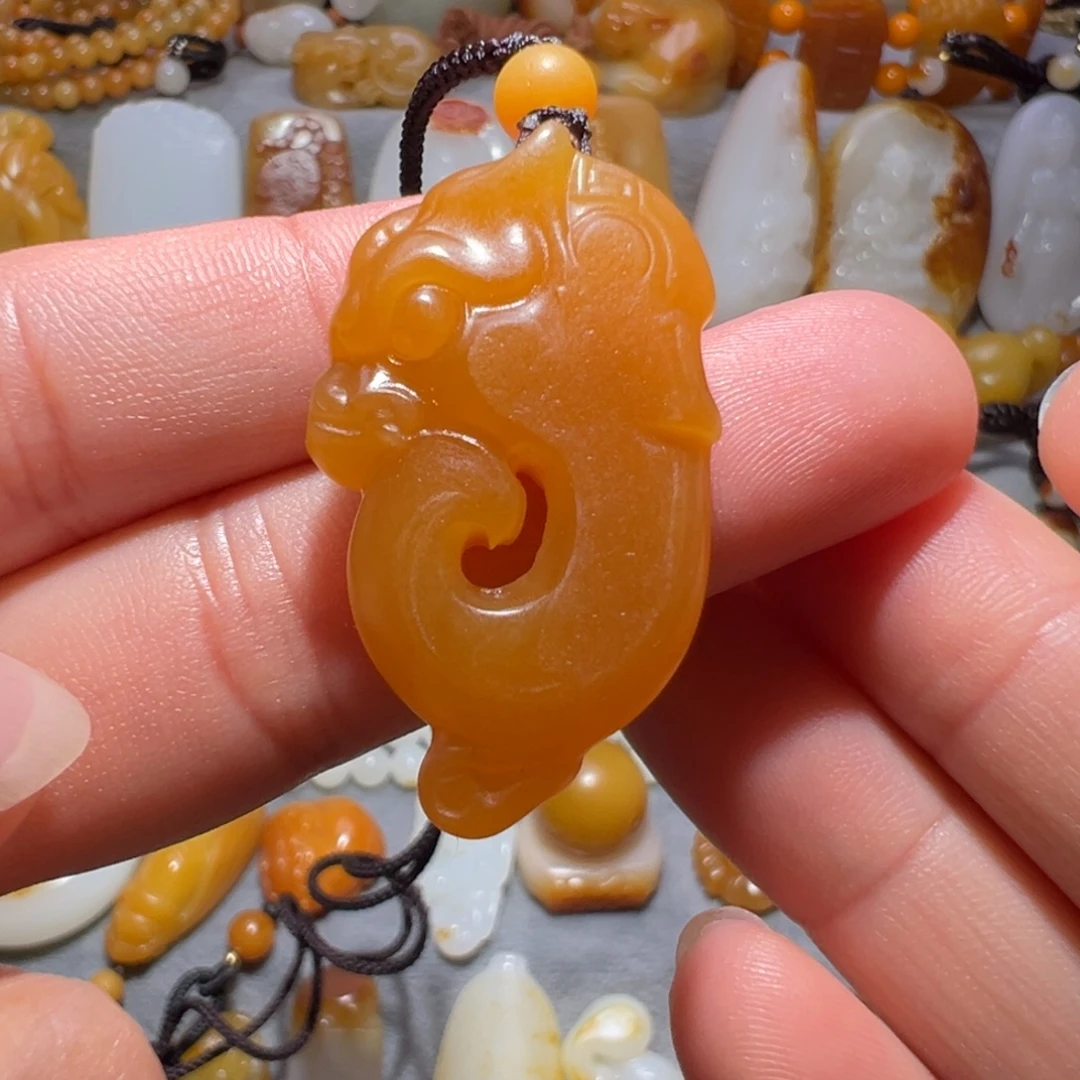 和田玉未镶嵌吊坠(不含链)