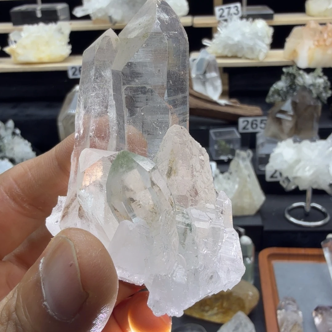 S***貝石材天然水晶摆件