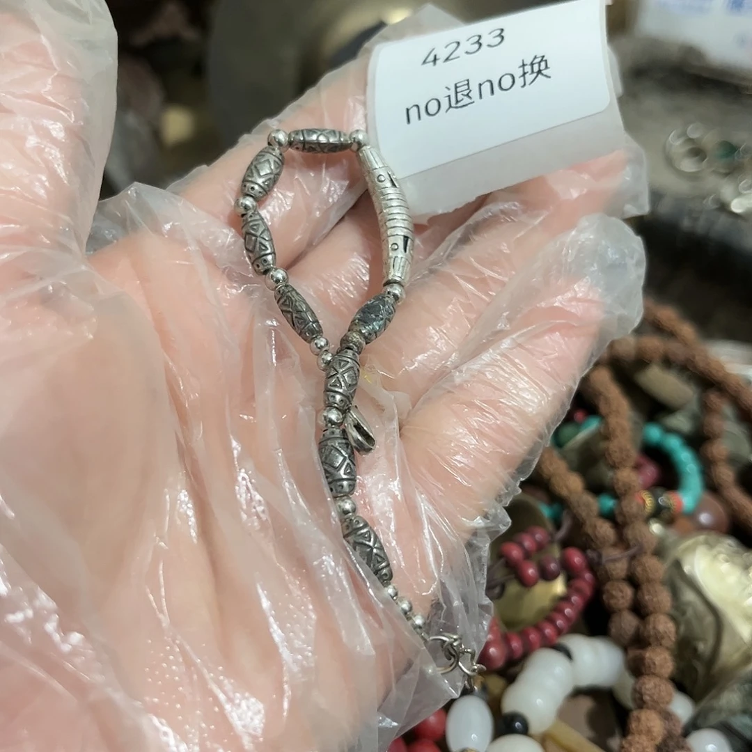 村***夫老挝石4233号工艺品