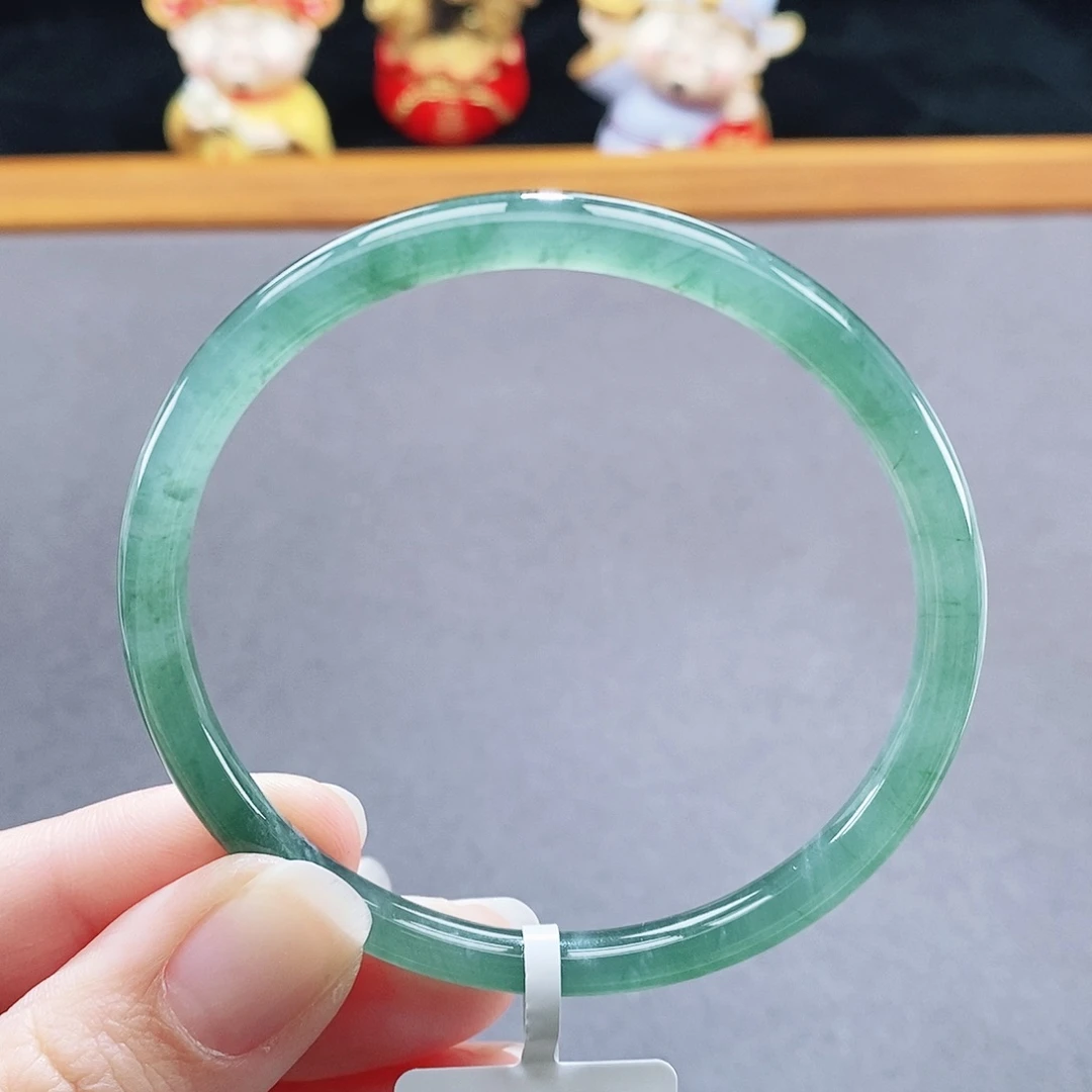 翡翠未镶嵌手镯120