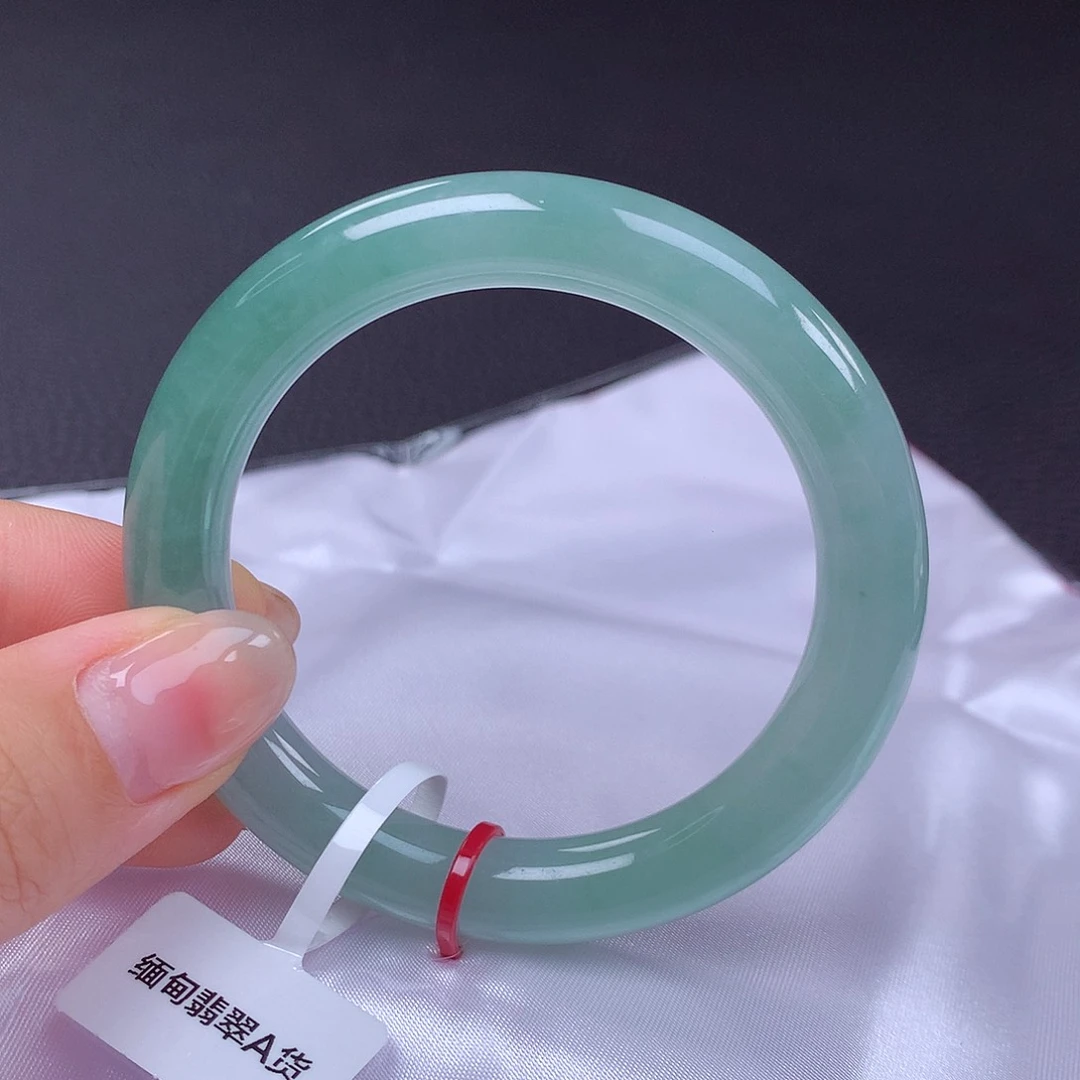 翡翠手镯未镶嵌50圈口685010