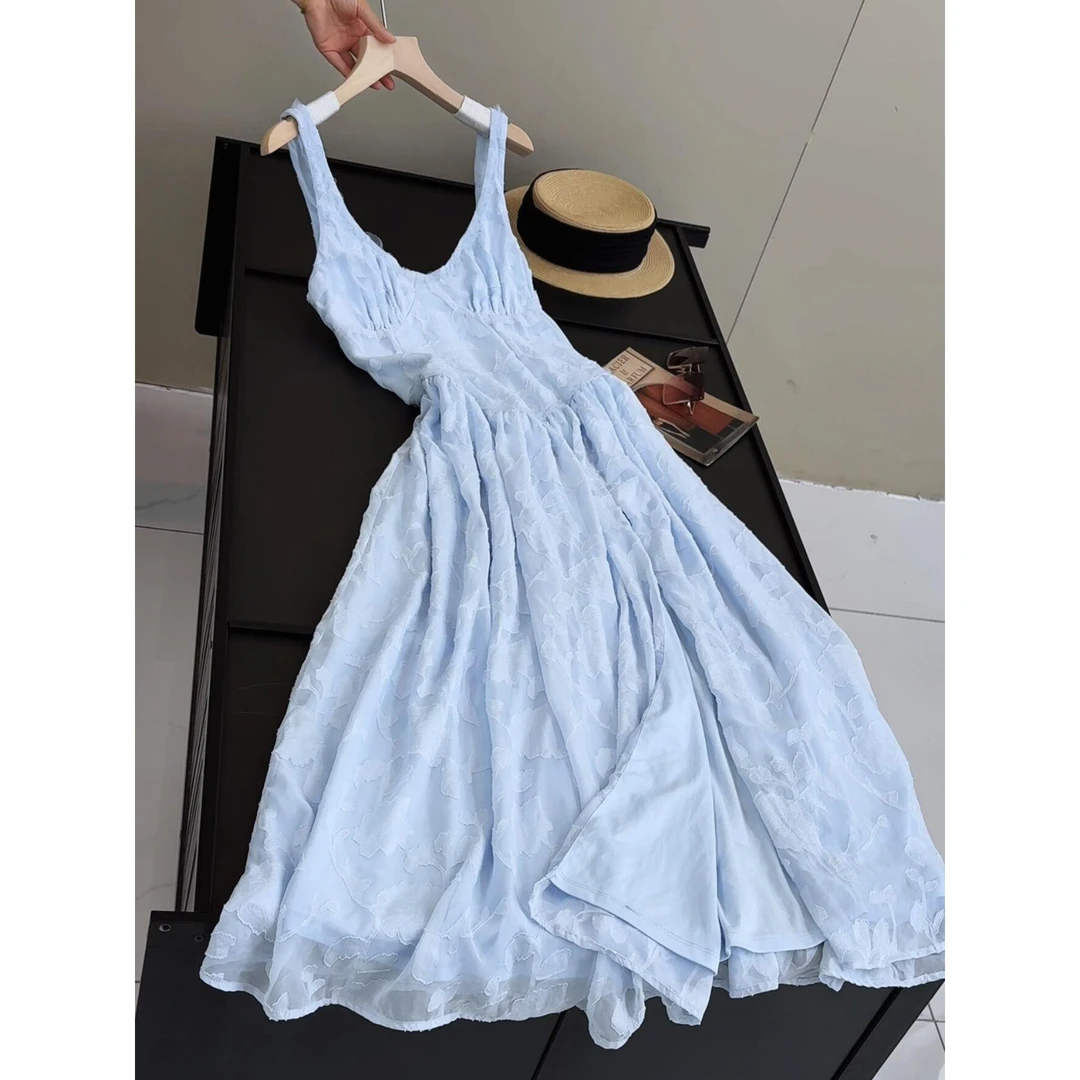 法式宽松慵懒松弛感褶皱吊带连衣裙沙滩裙海边度假氛围感穿搭