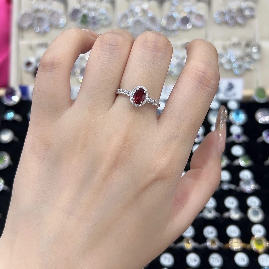 林***心戒指银S925镶嵌石榴石