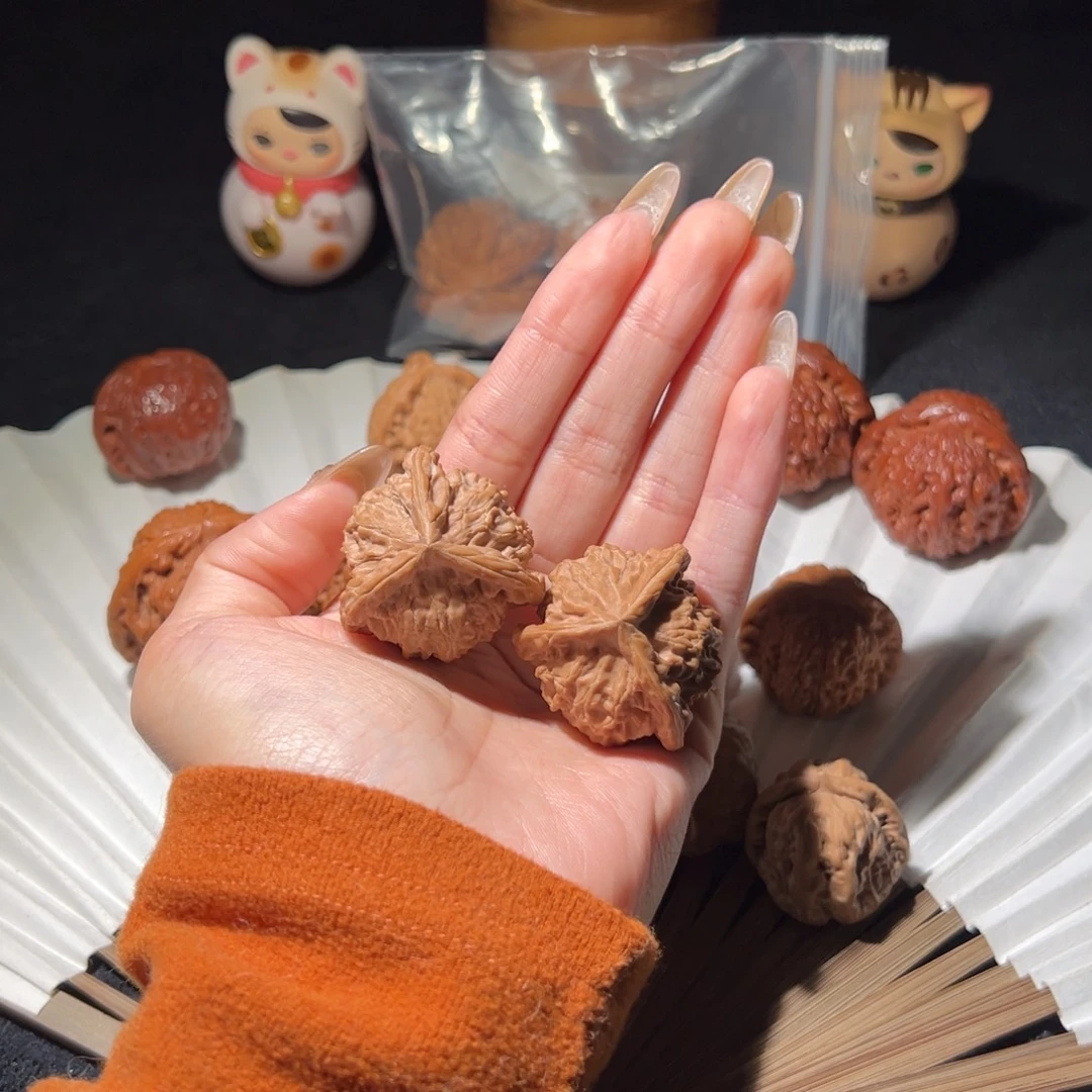 小***咚文玩核桃吊坠35三棱